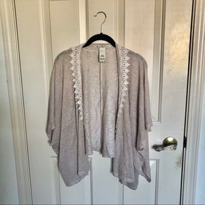 Knitted cropped shrug